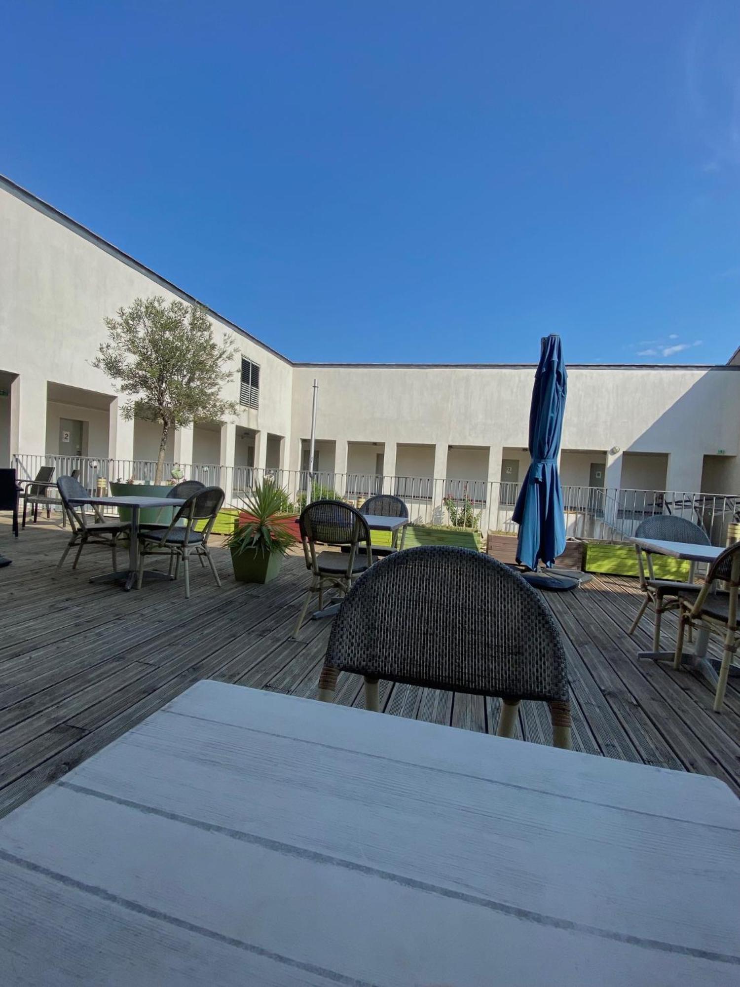 Douce France Hotel Cuxac-d'Aude ภายนอก รูปภาพ