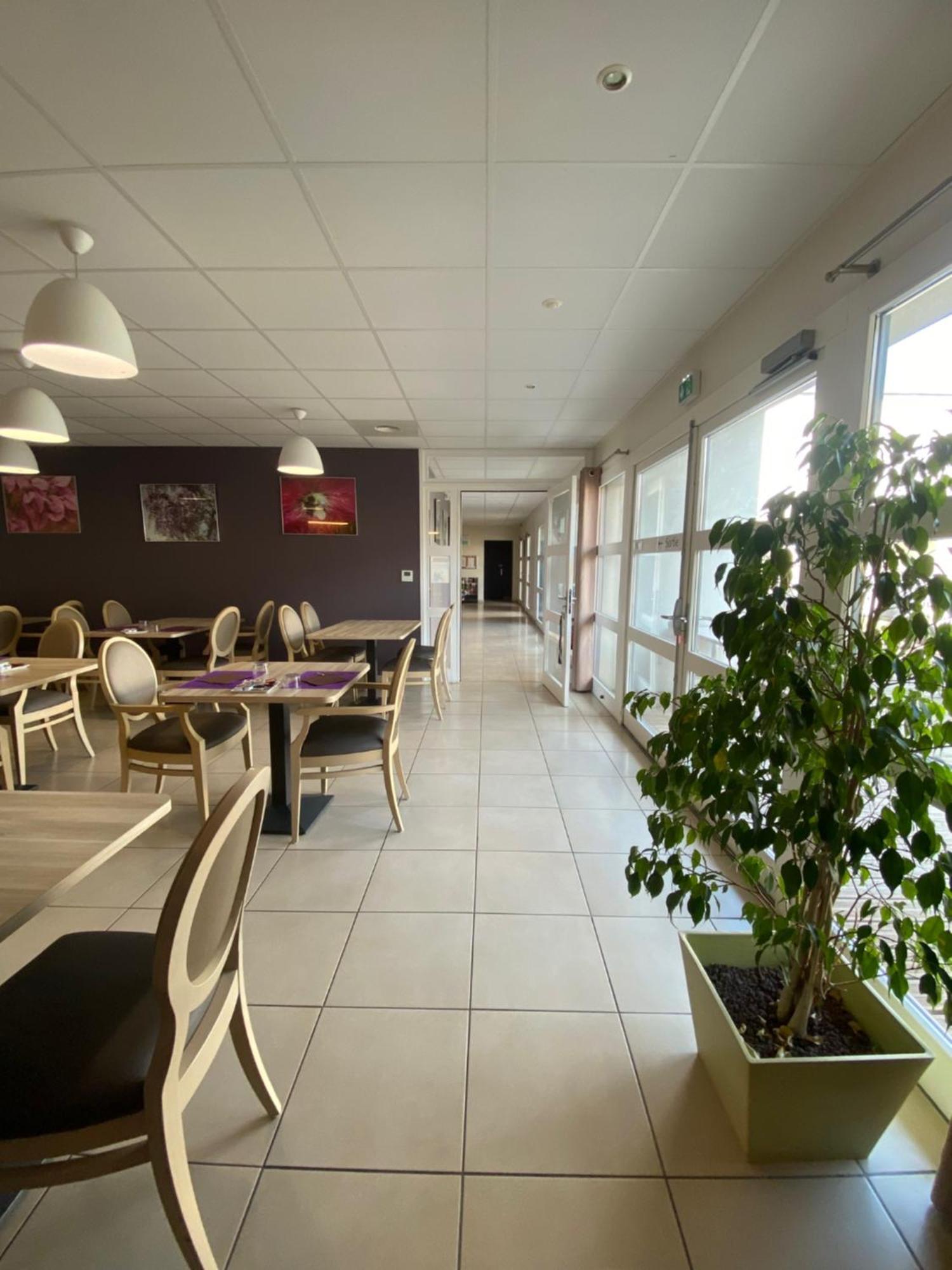 Douce France Hotel Cuxac-d'Aude ภายนอก รูปภาพ