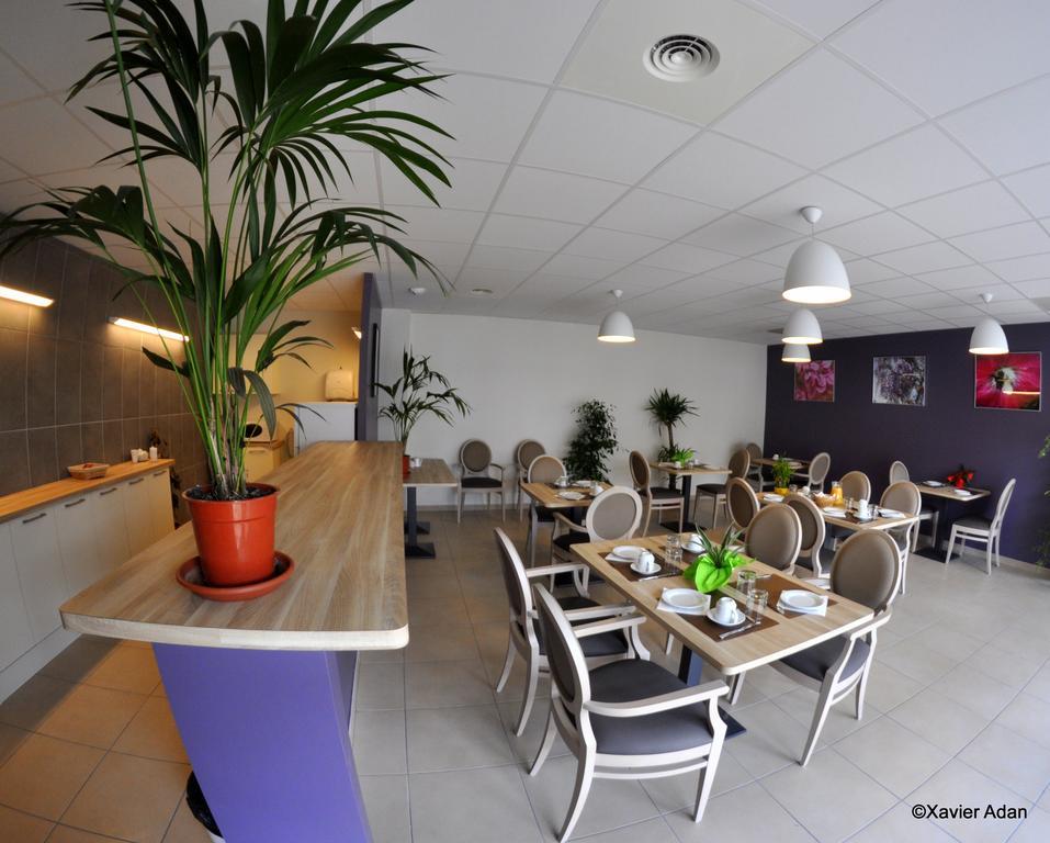 Douce France Hotel Cuxac-d'Aude ภายนอก รูปภาพ