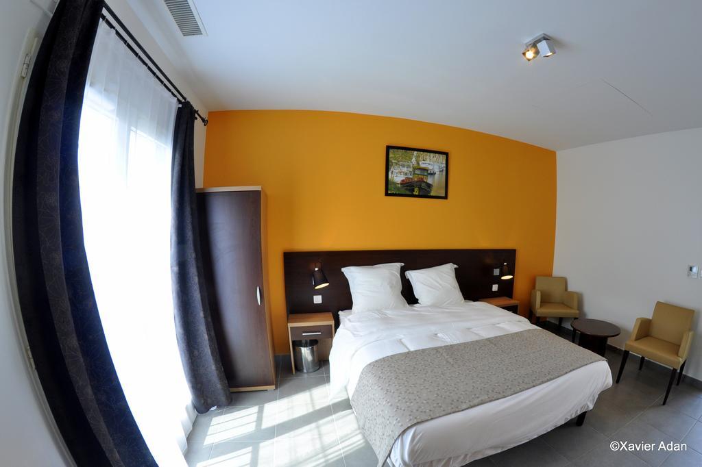 Douce France Hotel Cuxac-d'Aude ภายนอก รูปภาพ